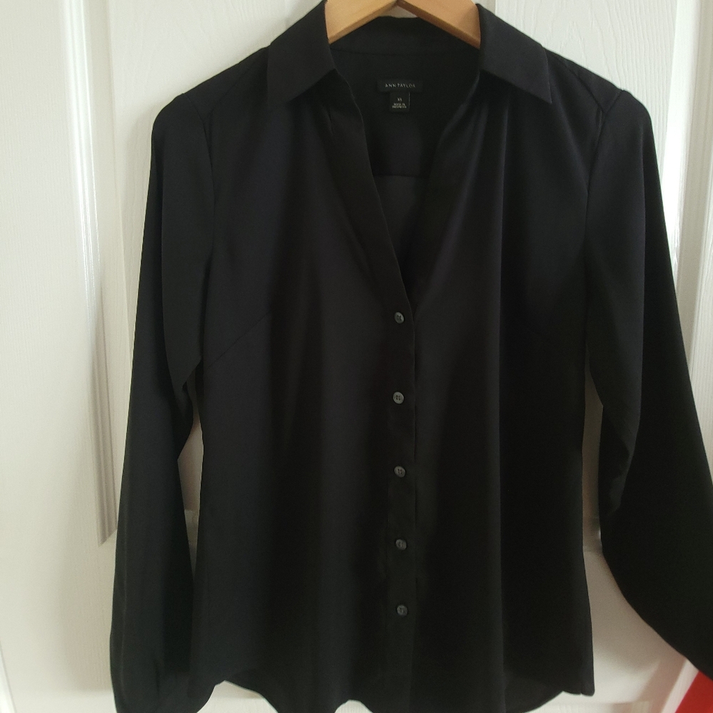 Ann Taylor Cream and Black Blouses (NWOT Black, NWT Cream) - Picture 7 of 16